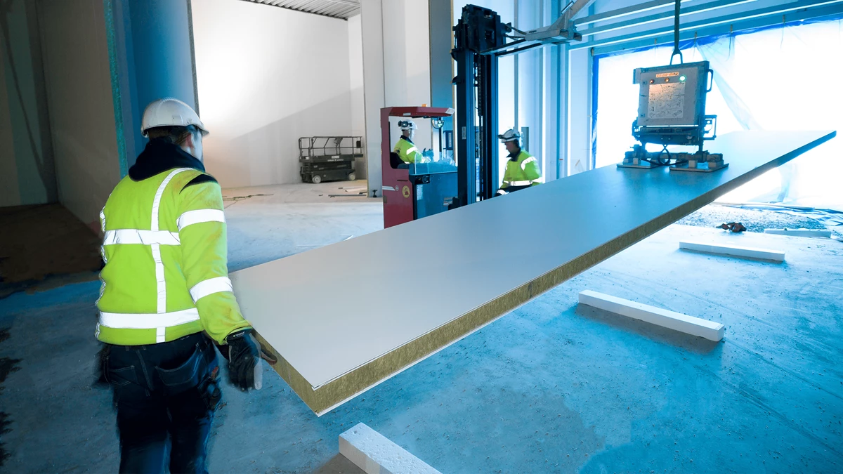 Brandsakra Vagg Och Takpaneler For Ei90 M Lindab